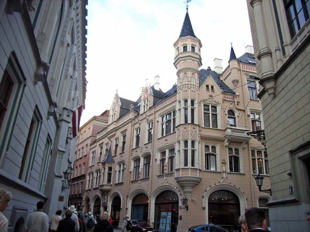 riga-jugendstilhaus-R0011793