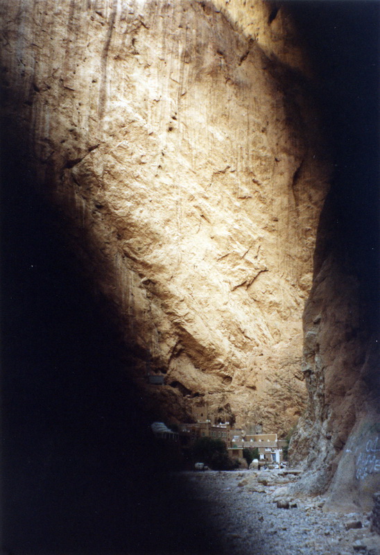 todrha-schlucht.jpg